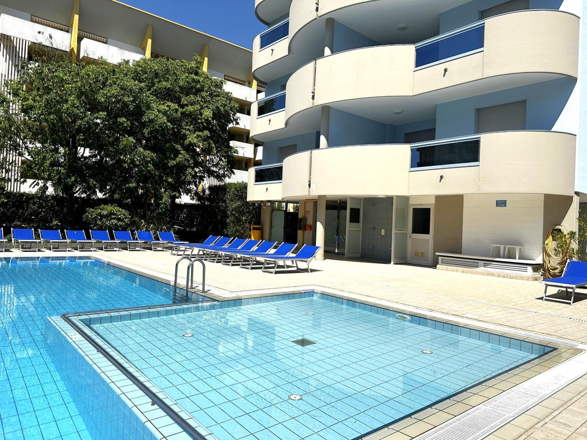 Residence Eurostar Bibione Eksteriør bilde