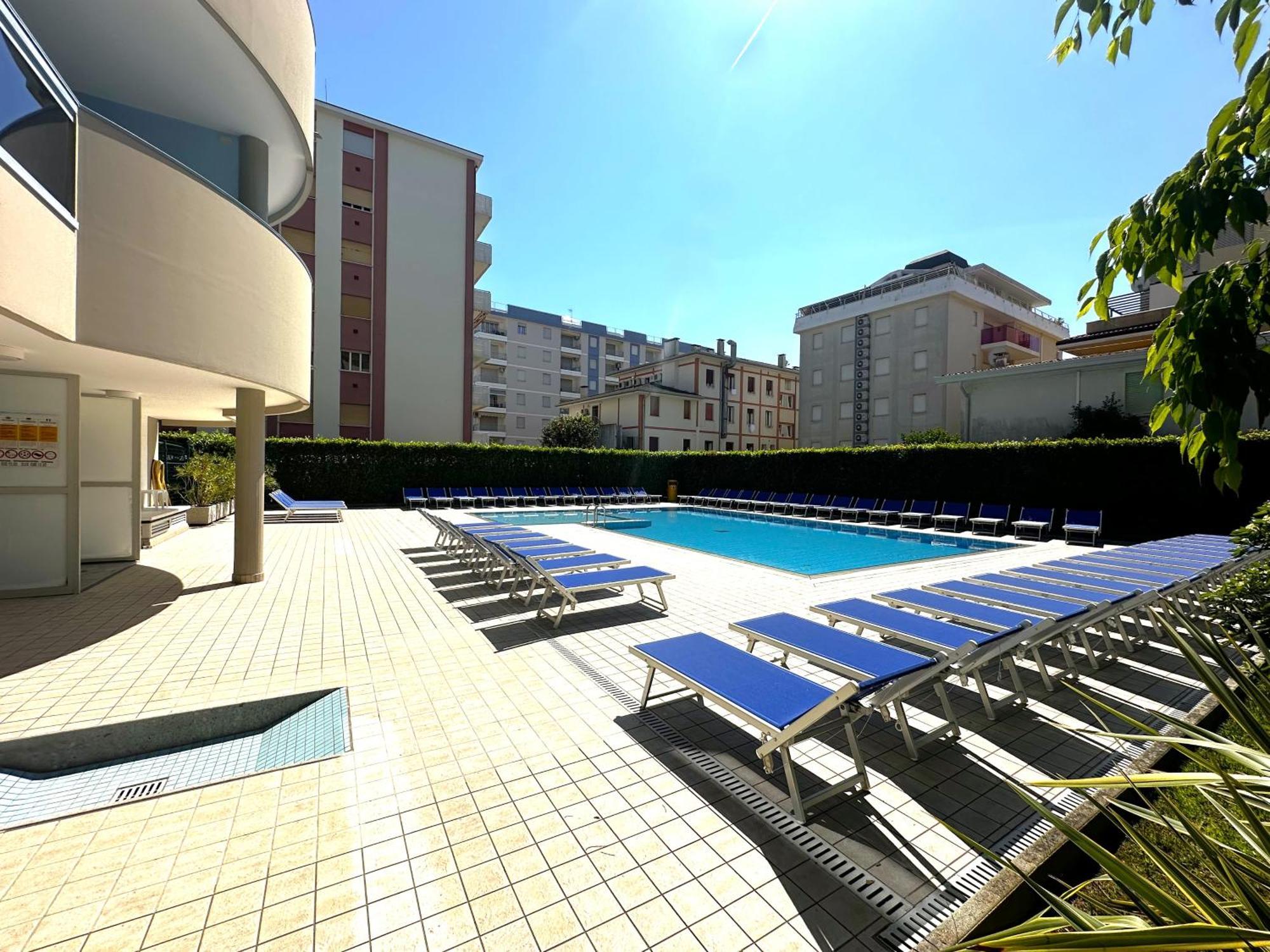 Residence Eurostar Bibione Eksteriør bilde